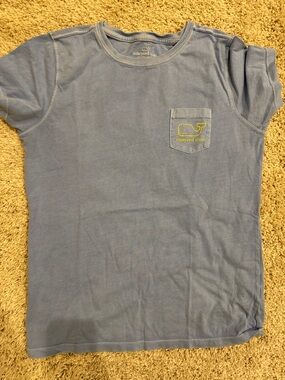Vineyard Vines Light Blue Short Sleeve Pocket Tee with Yellow Whale